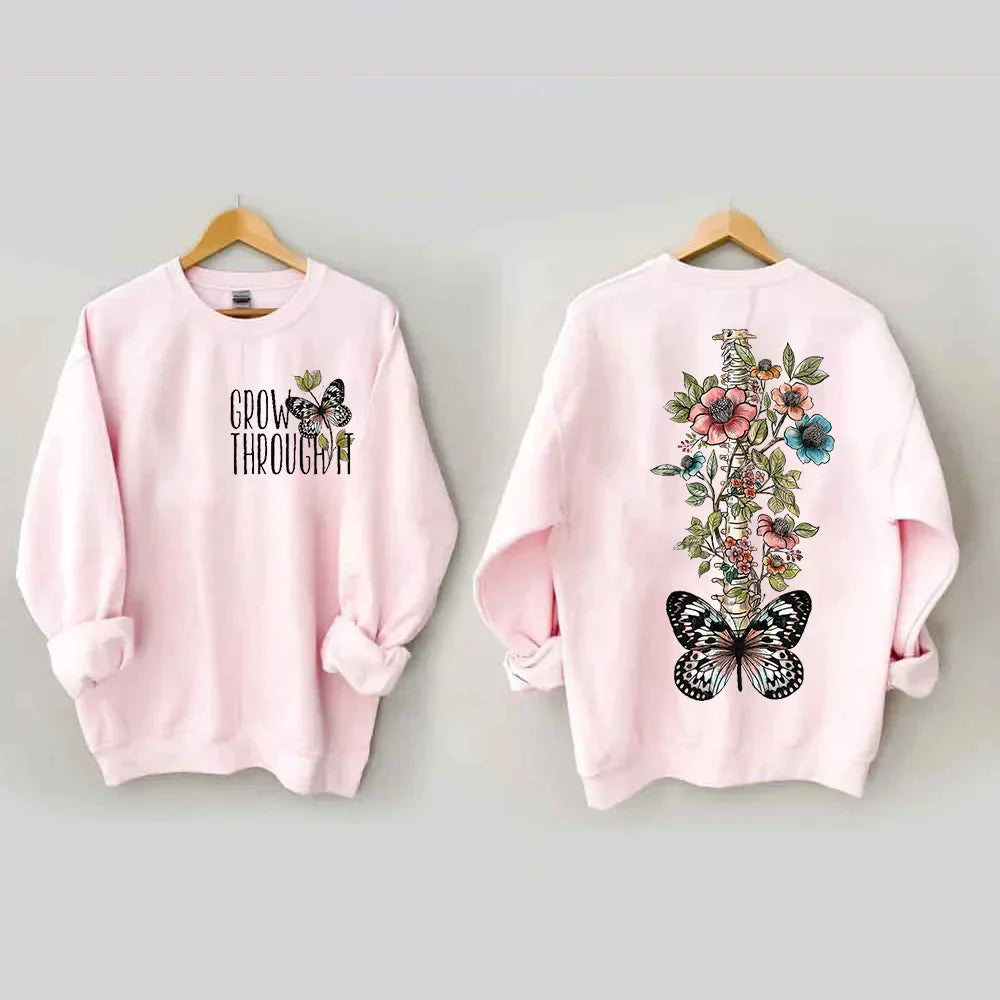 Grow Through It Sweatshirt mit Blumen- und Schmetterlingsmuster